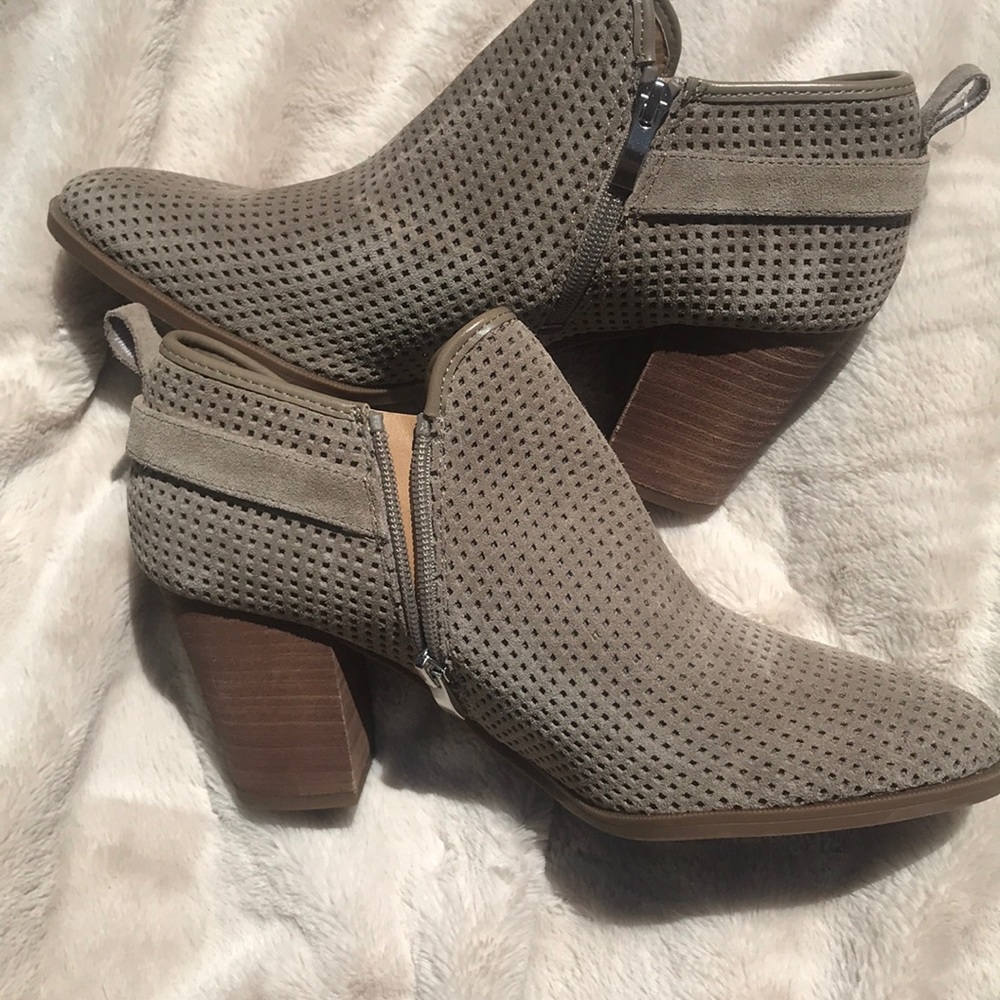Franco sarto zip side bootie